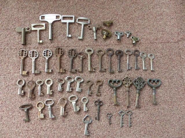 oude antieke sleutels sleuteltje kloksleutel fietssleutel, Antiek en Kunst, Antiek | Gereedschap en Instrumenten, Ophalen of Verzenden
