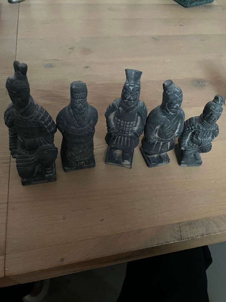 Terra cotta leger., Verzamelen, Beelden en Beeldjes, Ophalen of Verzenden, Zo goed als nieuw, Hummel