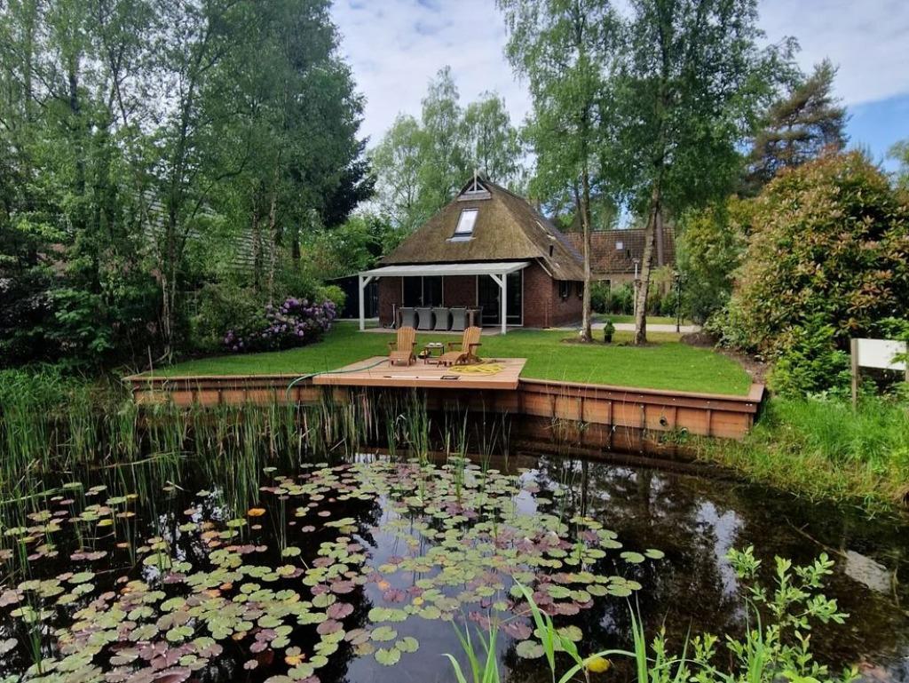Vakantiehuizen in Drenthe te huur.  recreatiehuisdrenthe, In bos, Recreatiepark, Eigenaar, 6 personen