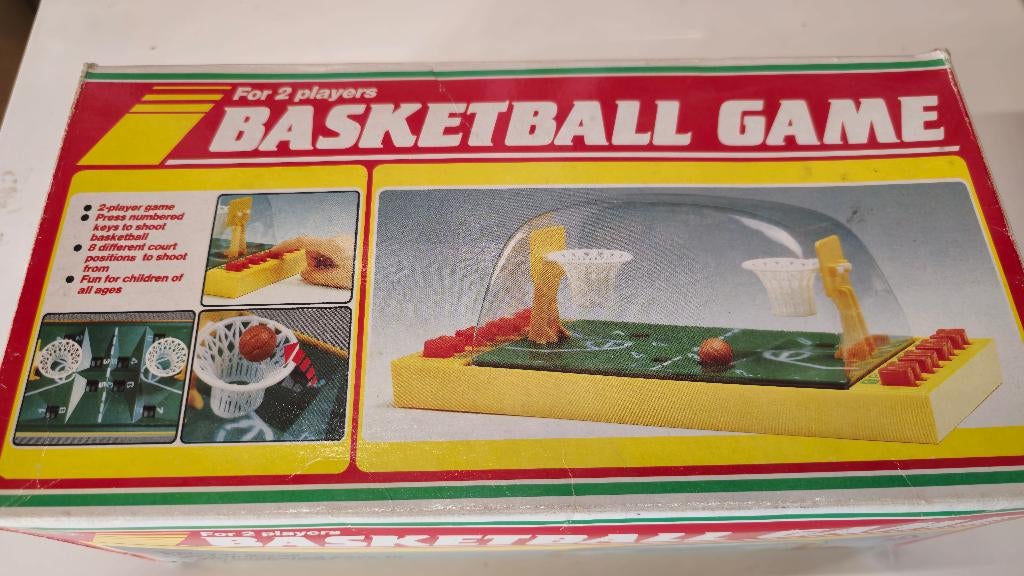 vintage merk playwell basketball spel in doos, Ophalen, Zo goed als nieuw