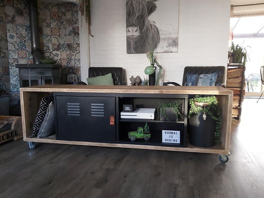 Industrieel TV meubel met lockers, Overige materialen, 150 tot 200 cm, Nieuw, Ophalen of Verzenden