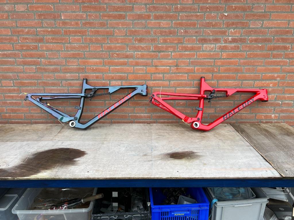 Full suspension MTB frame carbon 29 inch Boost, Ophalen of Verzenden, Nieuw, Frame