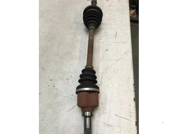 Aandrijfas links-voor van een Peugeot 206 PLUS, Ophalen of Verzenden, 3 maanden garantie, Gebruikt, Peugeot