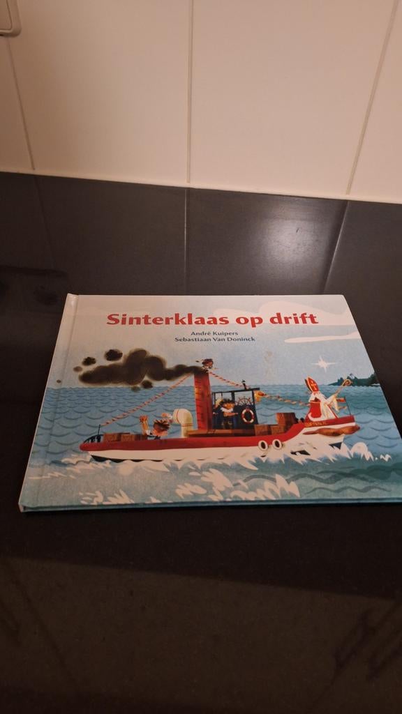 Sinterklaas op Drift - André Kuipers, Boeken, Kinderboeken | Jeugd | onder 10 jaar, Ophalen of Verzenden, Zo goed als nieuw, André Kuipers