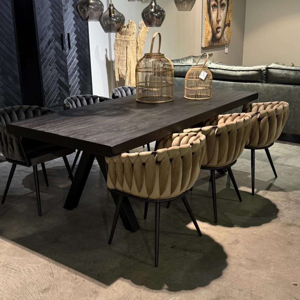 Massief robuuste tafel zwart 220x100cm Showroom model, Huis en Inrichting, Tafels | Eettafels, Ophalen, 50 tot 100 cm, Vijf personen of meer