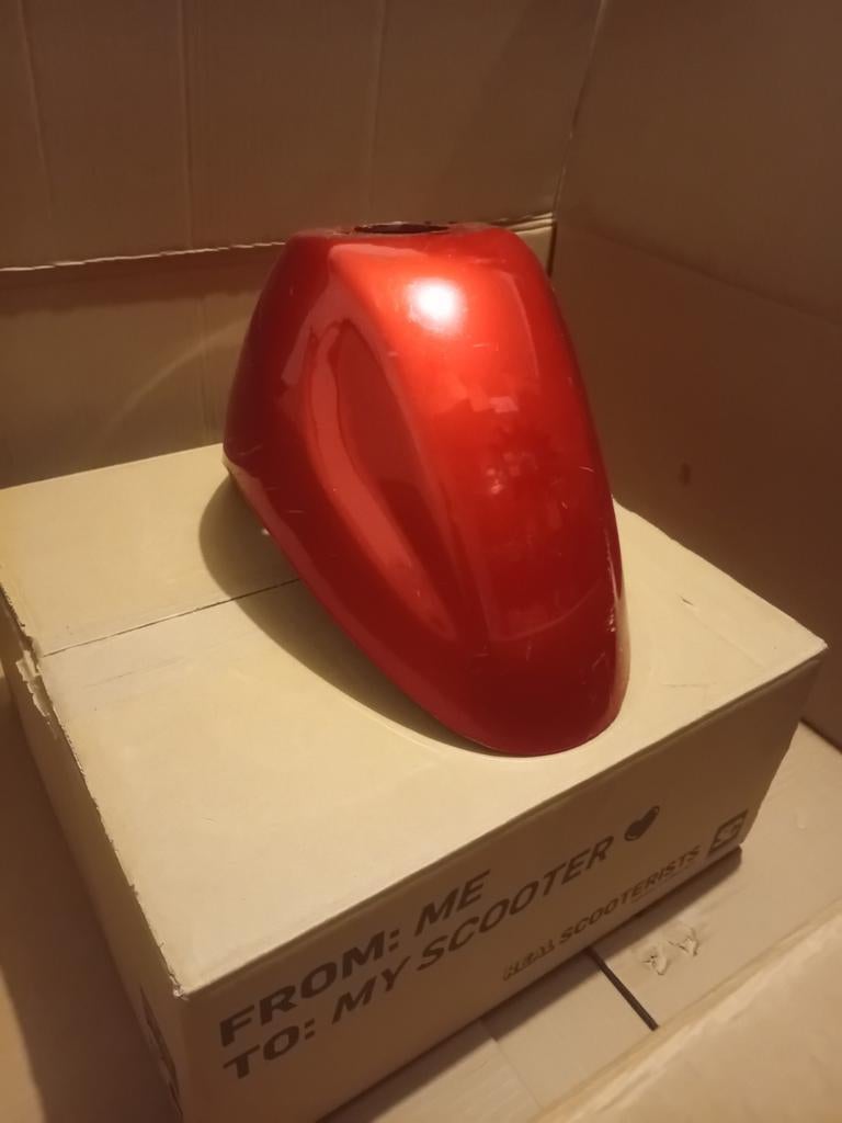 Piaggio Sfera voorspatbord, Ophalen of Verzenden, Nieuw