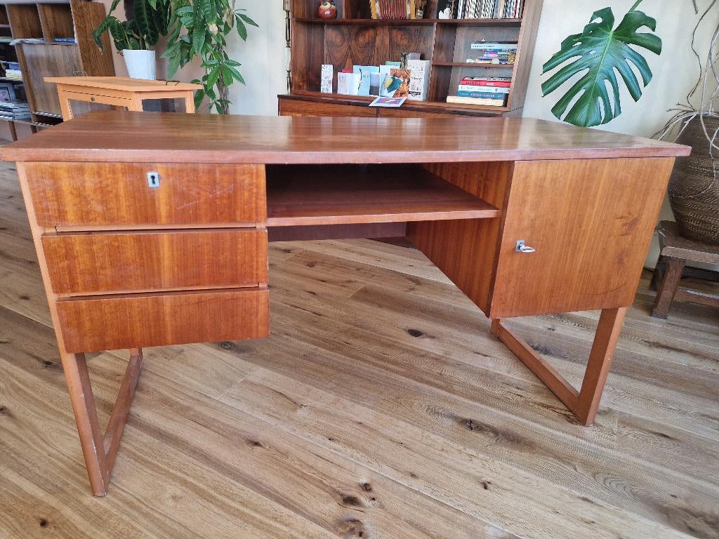 Teak bureau vintage, Ophalen, Gebruikt