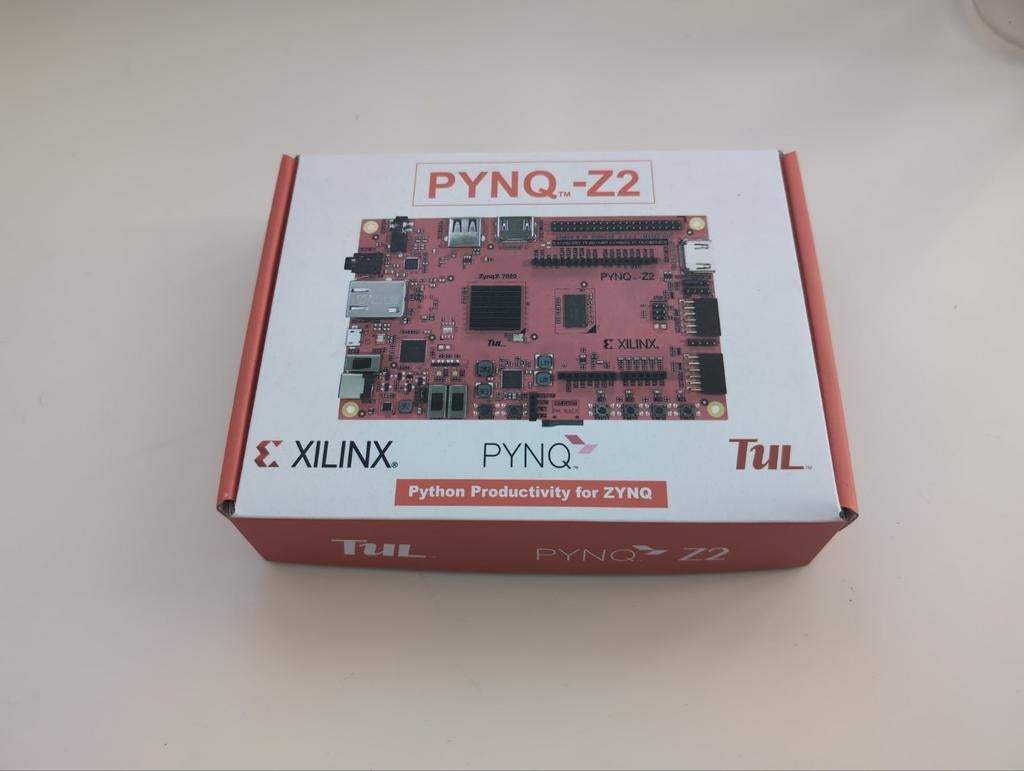 Gloednieuwe Pynq Z2 Board + LCD Module, Ophalen of Verzenden, Nieuw