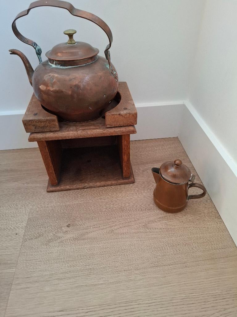 Houten stoof en koperen theepot en kannetje, Antiek en Kunst, Antiek | Koper en Brons, Ophalen of Verzenden, Koper
