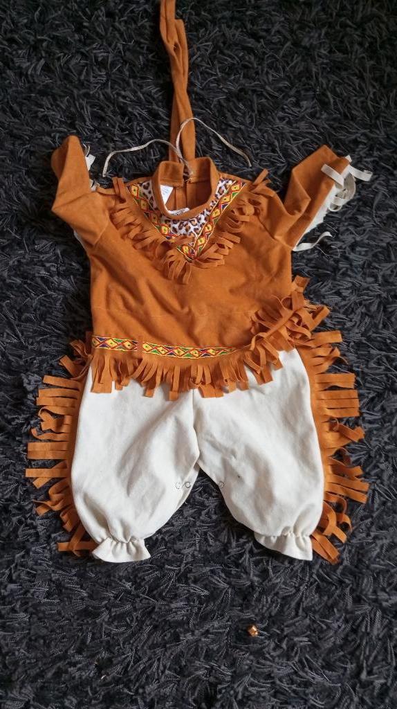 carnaval: indianenpak baby, maat 74, Kinderen en Baby's, Carnavalskleding en Verkleedspullen, Ophalen of Verzenden, Zo goed als nieuw