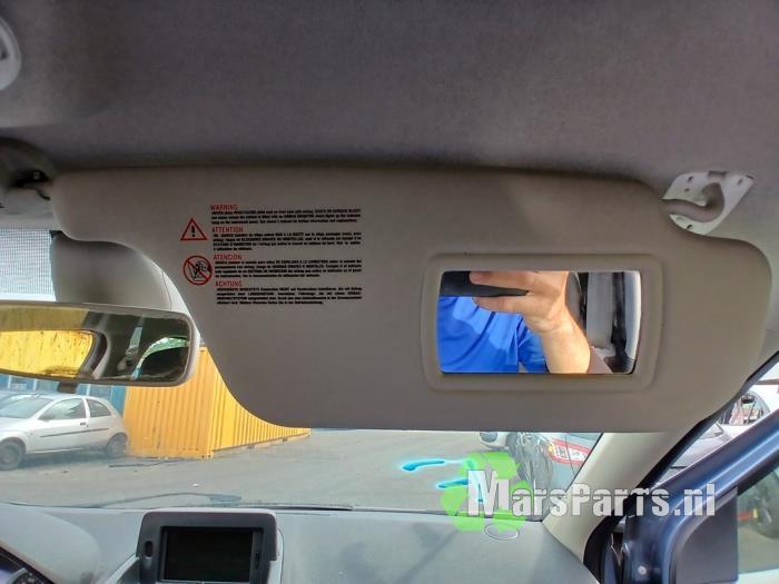 Zonneklep van een Renault Clio, Gebruikt, -, Renault, -