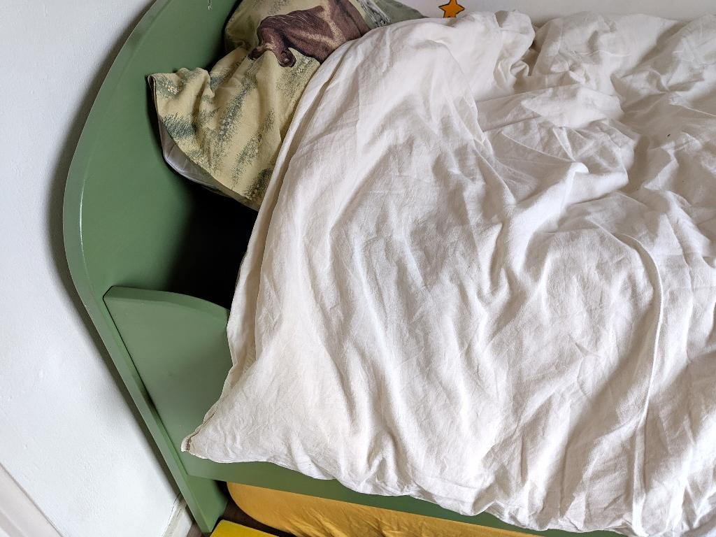 Meegroeibed groen en wit, Kinderen en Baby's, Kinderkamer | Bedden, Ophalen, Gebruikt, 70 tot 85 cm, Lattenbodem