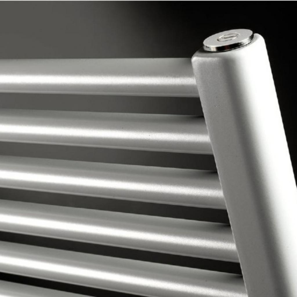 Vasco Iris HDM-A designradiator 696 x 750 en 1682 x 500, Doe-het-zelf en Verbouw, Verwarming en Radiatoren, Radiator, Nieuw, Minder dan 60 cm