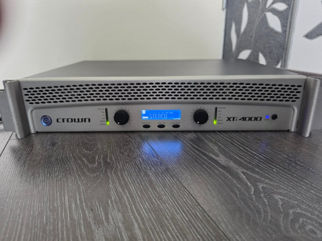 Crown XTI 4000 versterker, Overige merken, Ophalen of Verzenden, 120 watt of meer, Gebruikt