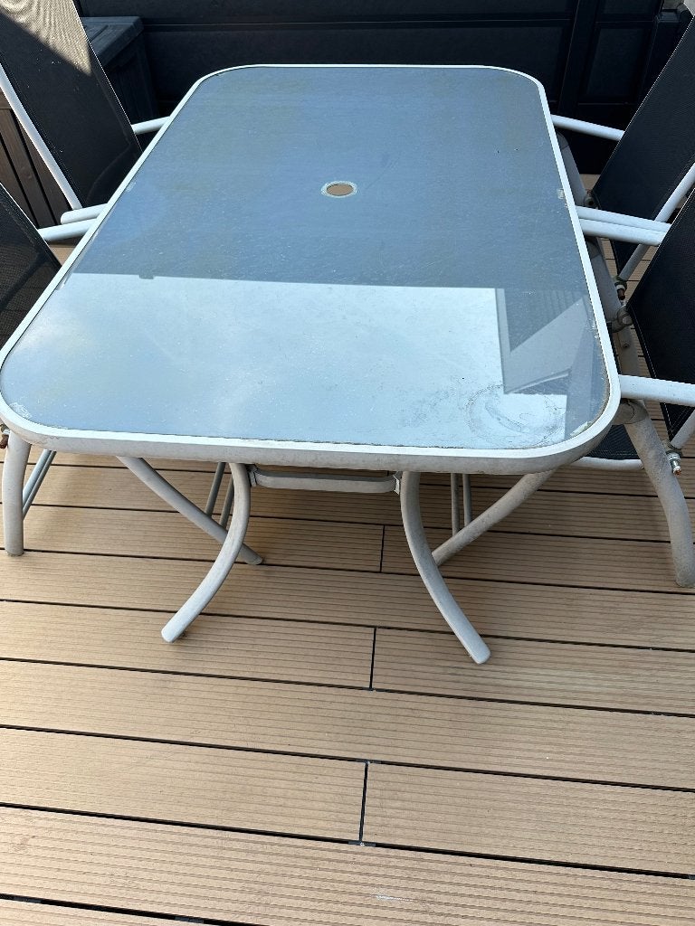 GRATIS buitentafel 153 cm x 96 cm, Tuin en Terras, Tuintafels, Ophalen, Gebruikt, Rechthoekig, Plastic