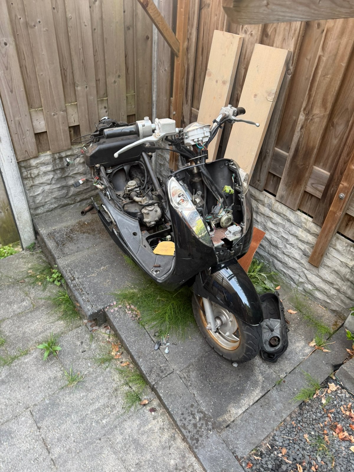 Sym mio voor onderdelen, Gebruikt, Maximaal 45 km/u, 49 cc, Benzine