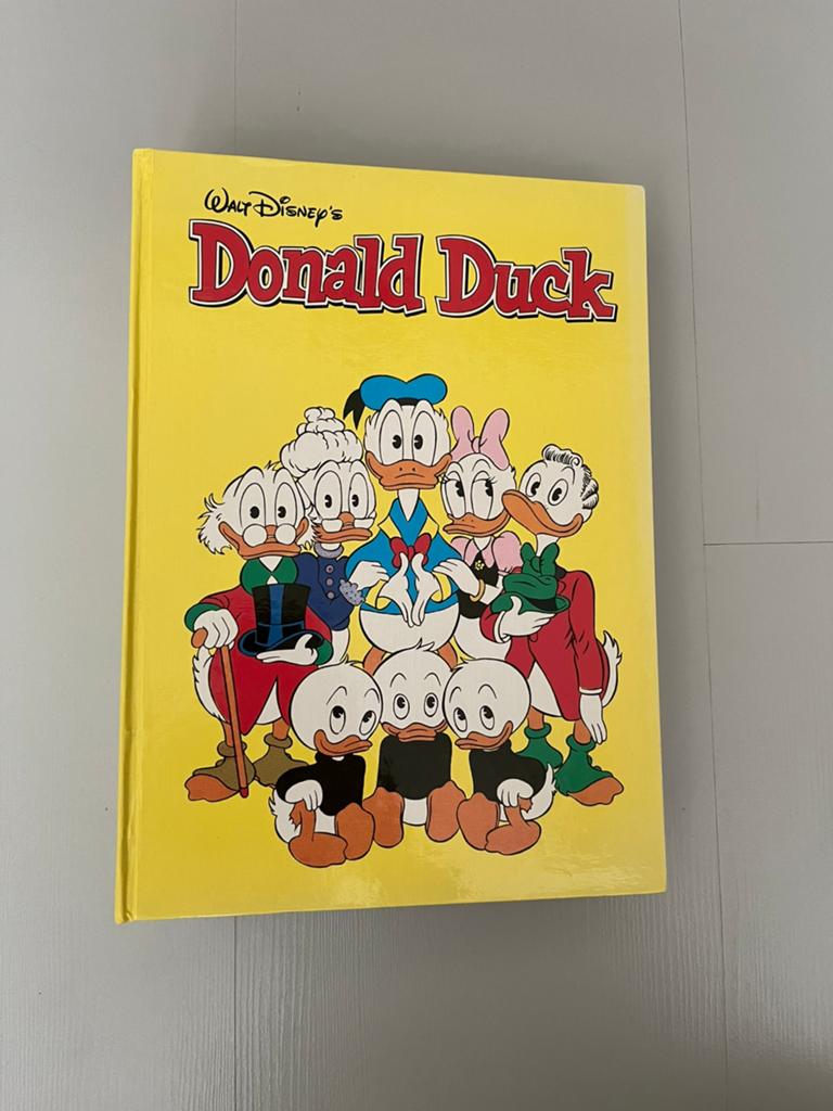 Donald Duck jaarboek 2002, Boeken, Stripboeken, Complete serie of reeks, Ophalen of Verzenden, Gelezen