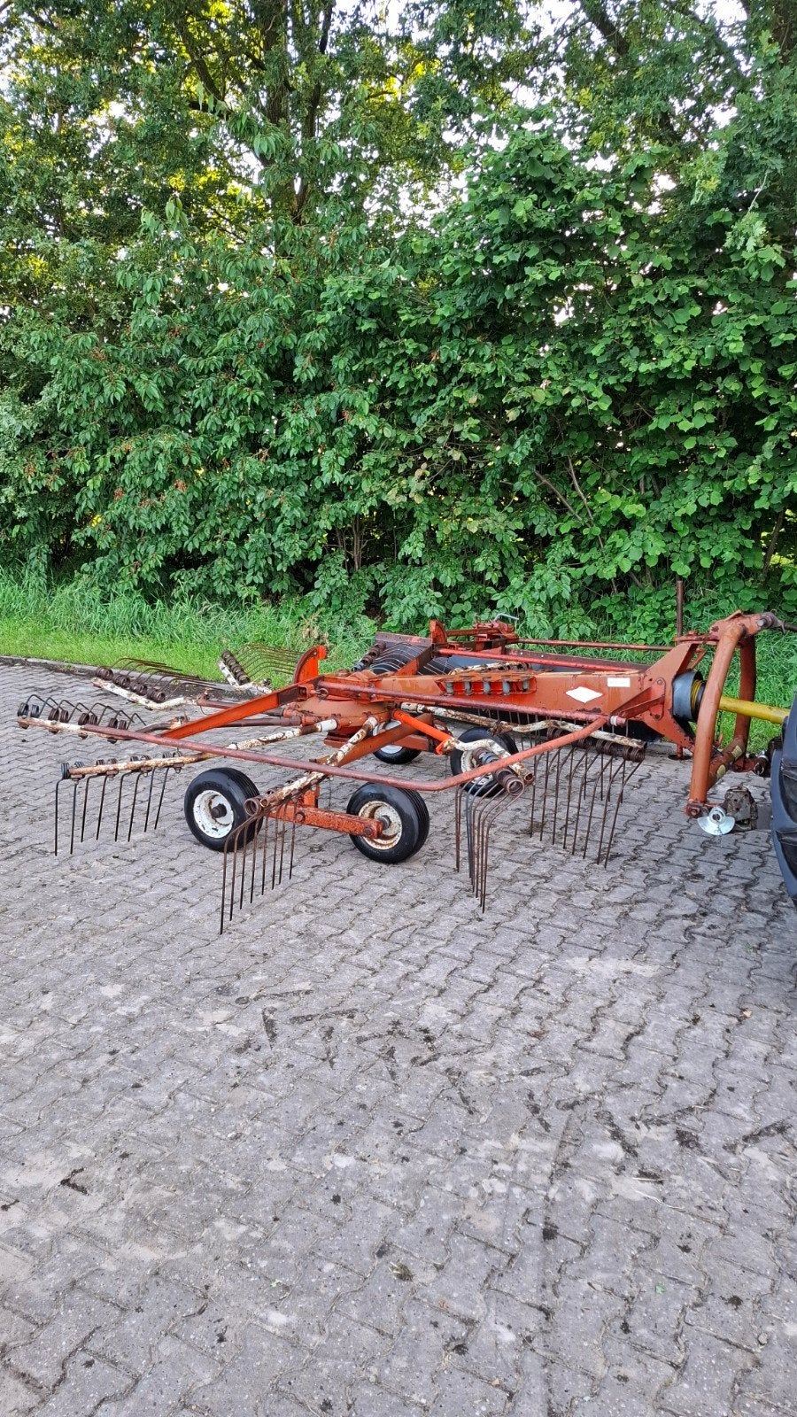 Kuhn GA 381 zwadhark, Zakelijke goederen, Agrarisch | Werktuigen, Ophalen, Weidebouw