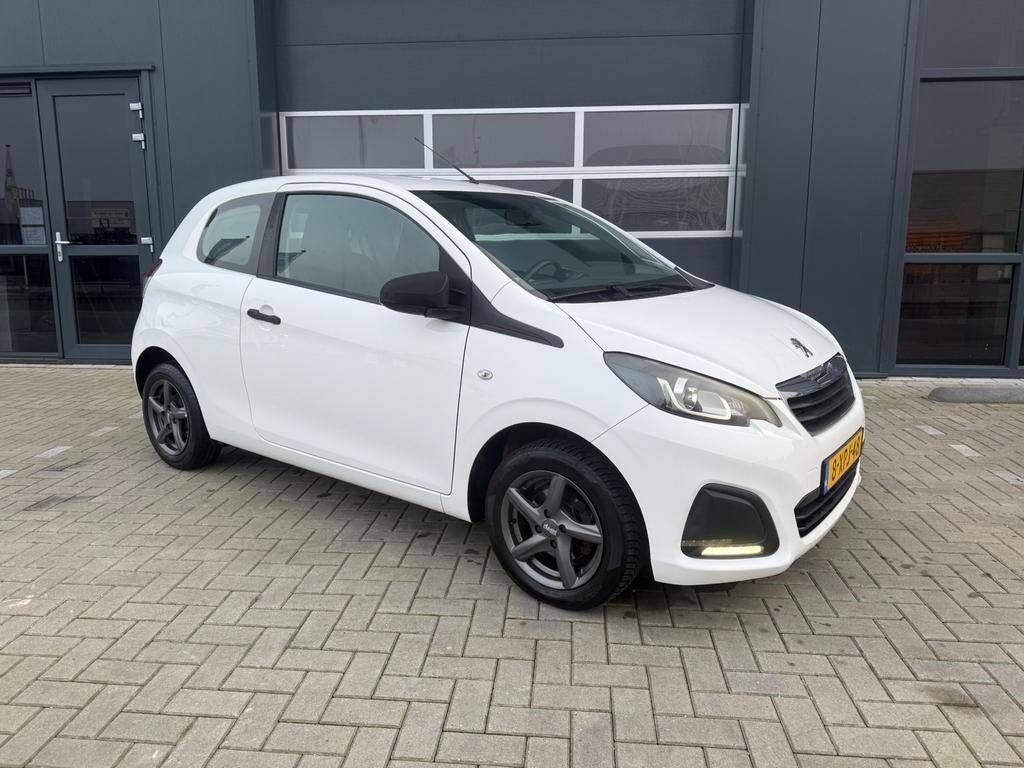 Peugeot 108 1.0 12V E-vti 68PK 3DR 2014 Wit, Voorwielaandrijving, Stof, 4 stoelen, Origineel Nederlands