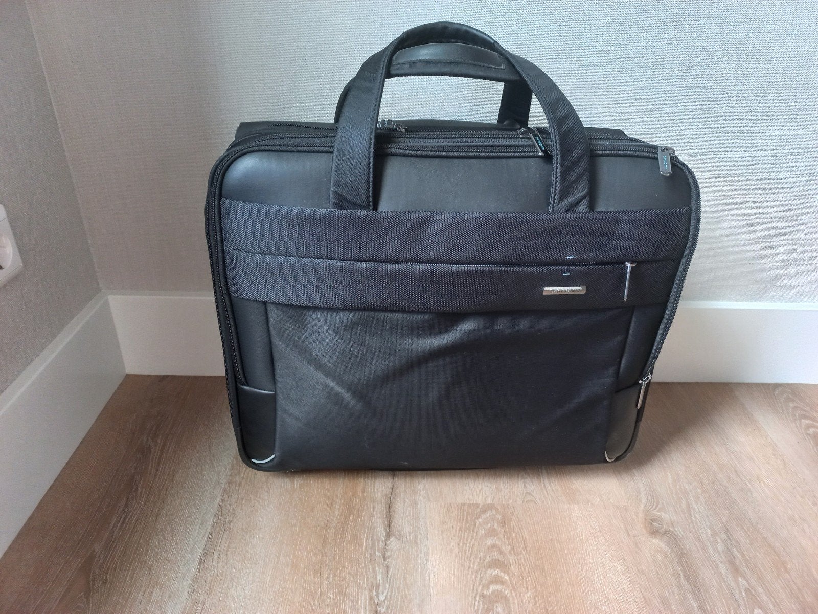 Samsonite trolley Zwart, Ophalen, Trolleytas, 17 inch of meer, Gevoerd laptopvak
