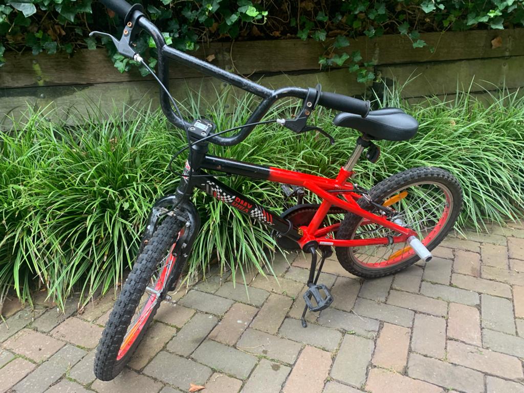 Stoere rode BMX fiets met voetsteuntjes, Ophalen, Gebruikt, Staal, Velgrem