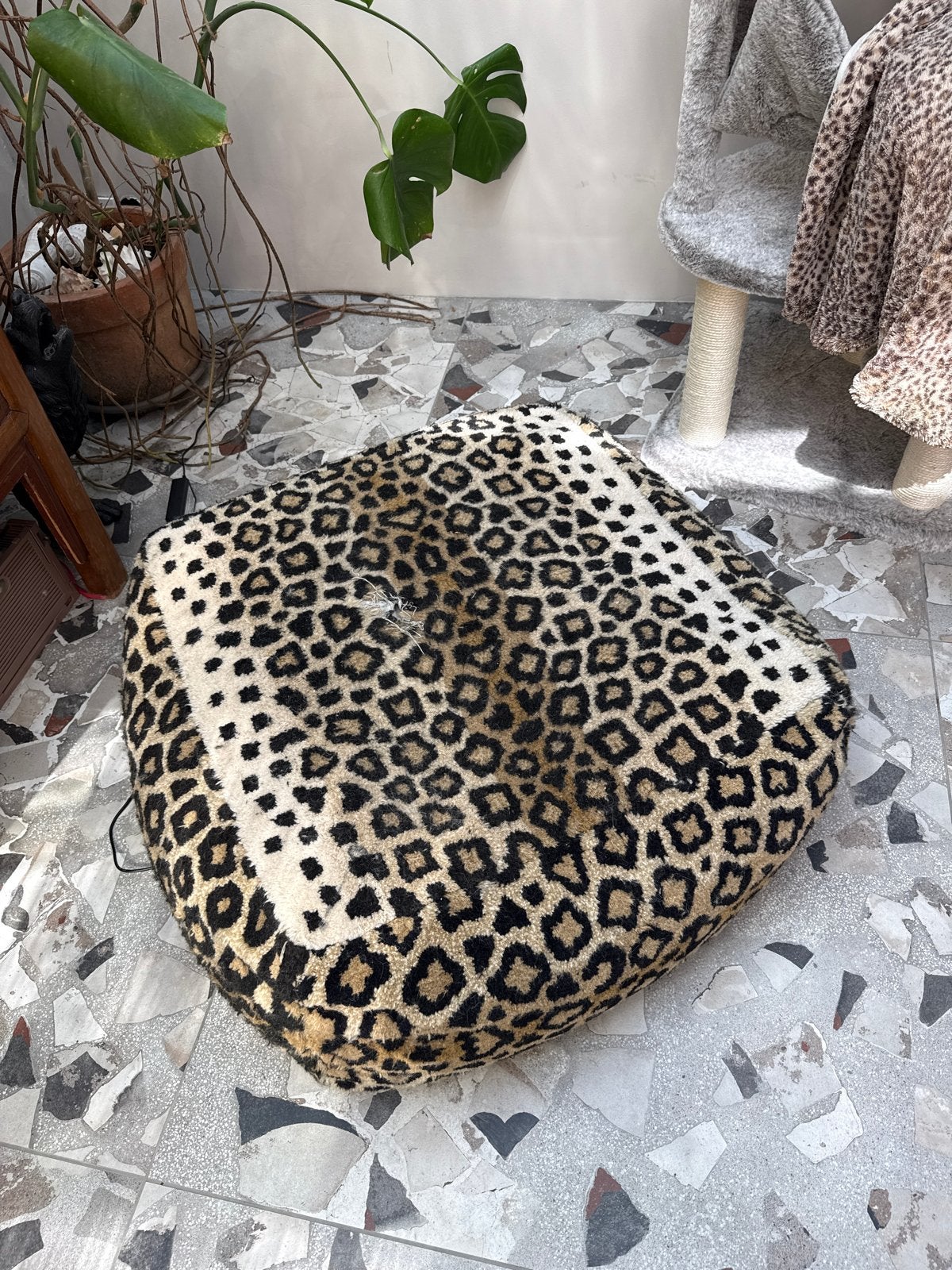 Doing goods tijger luipaard poef - met gat, Ophalen, Rond, 75 tot 100 cm, 75 tot 100 cm