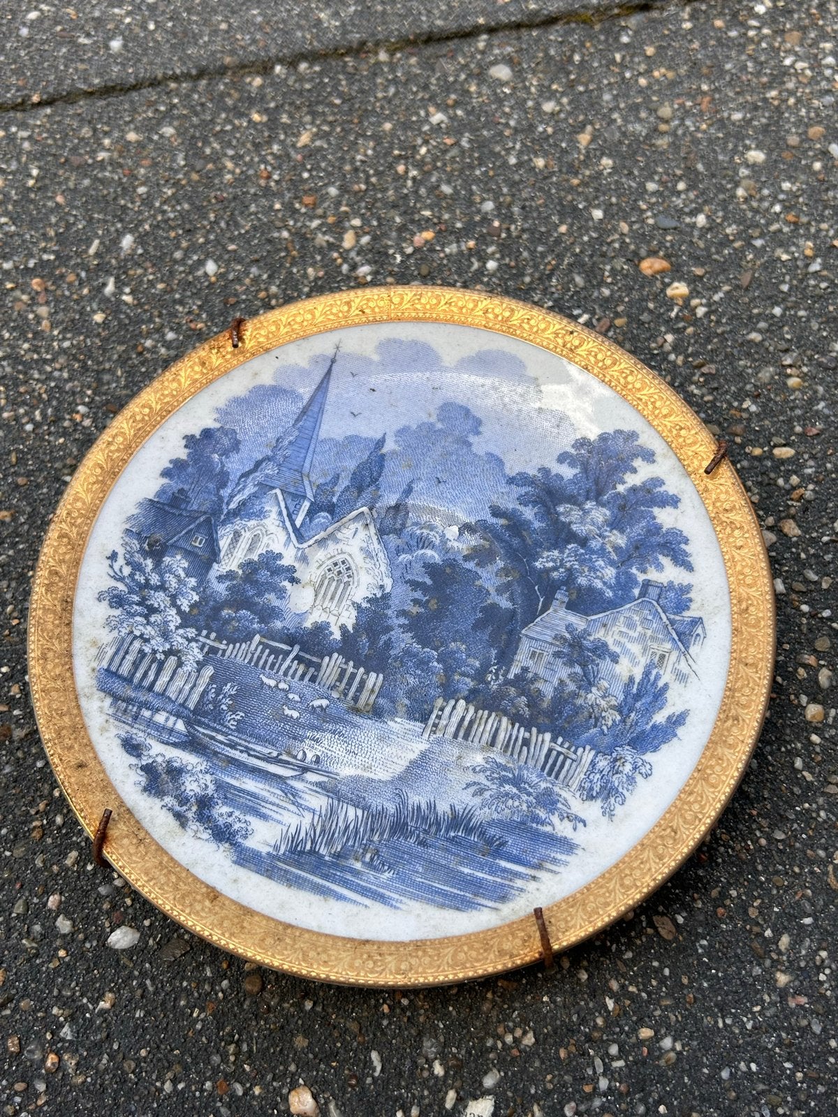 Antiek Blauw-Wit Porseleinen Schoteltje met Kerk Landschap, Antiek en Kunst, Antiek | Wandborden en Tegels, Ophalen of Verzenden