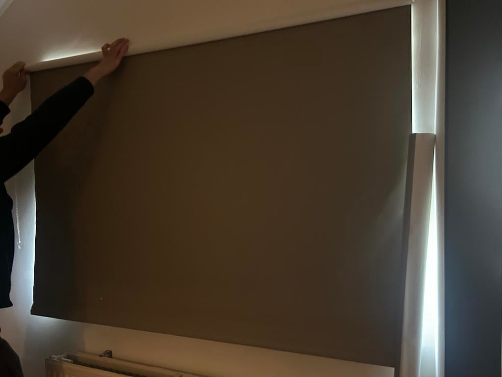 2x Zonsverduisterend Rolgordijn Grijs - Coulisse 159x195 cm, Huis en Inrichting, Stoffering | Gordijnen en Lamellen, Zo goed als nieuw