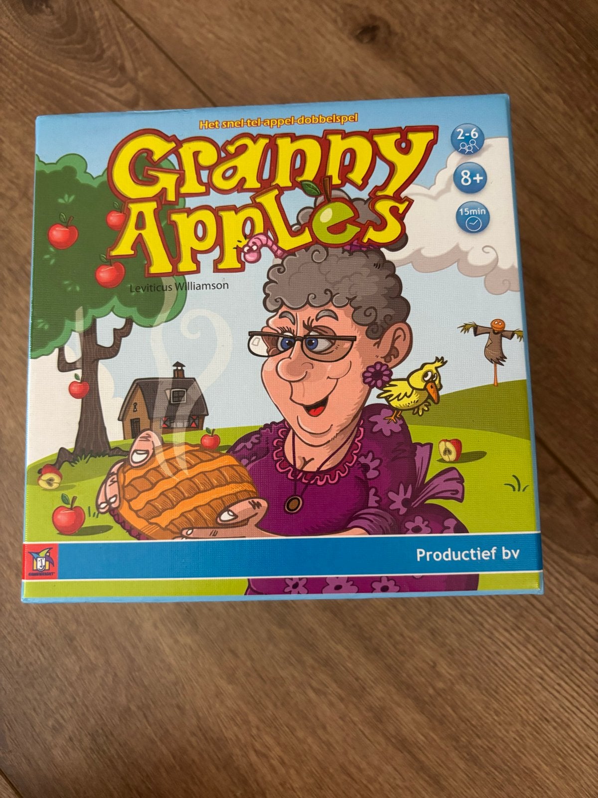 Granny Apples: Het snelle tel-appel-dobbelspel, Vijf spelers of meer, Ophalen of Verzenden, Zo goed als nieuw