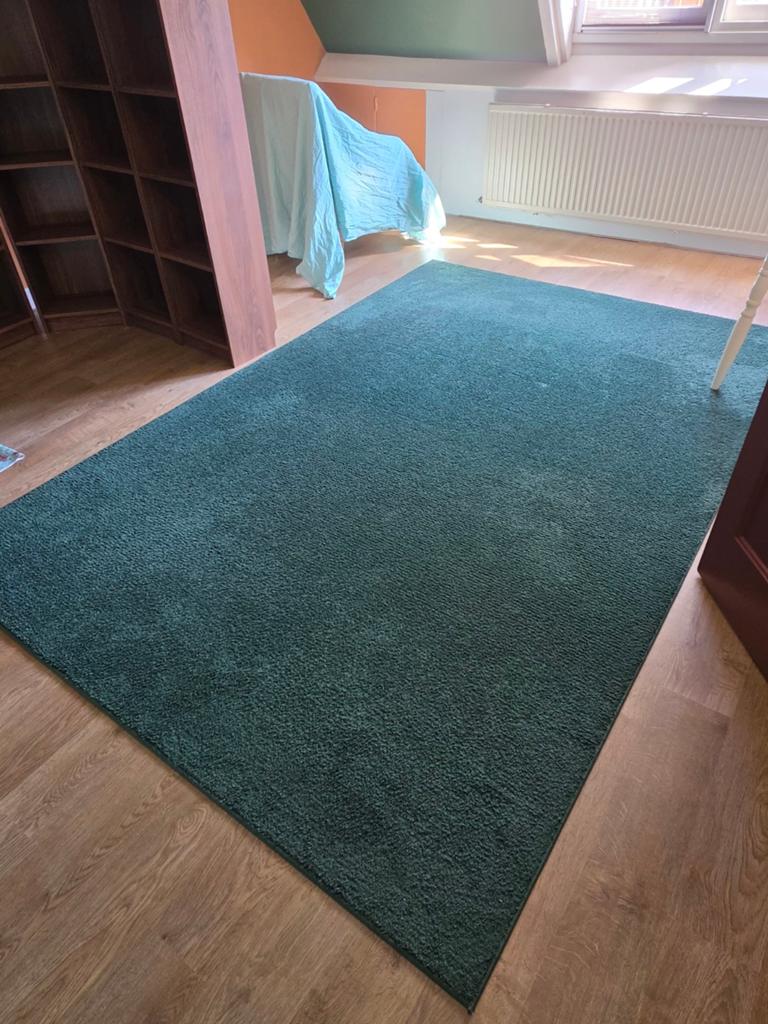 Bosgroen SPORUP vloerkleed IKEA in goede staat, Huis en Inrichting, Ophalen, 100 tot 150 cm, Zo goed als nieuw, 150 tot 200 cm