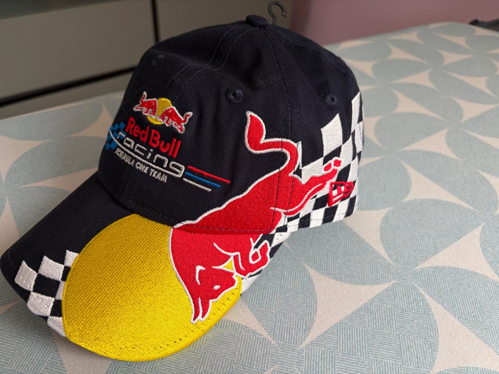 Limited Edition Reb Bull Racing Cap (uniek genummerd), Ophalen of Verzenden, Nieuw, Formule 1