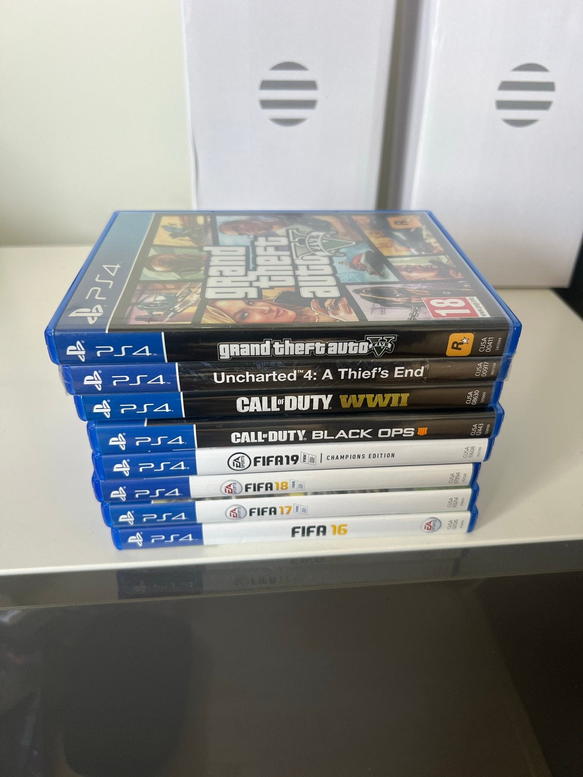Oude PlayStation 4 games - GTA V, Uncharted, Call of Duty, F, Gebruikt, Vanaf 18 jaar, Overige genres, Ophalen of Verzenden