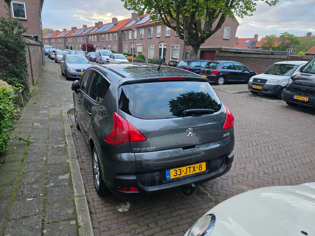 Peugeot 3008 1.6 VTI 2009 Grijs, Auto's, Voorwielaandrijving, 1374 kg, 4 cilinders, 75 €/maand