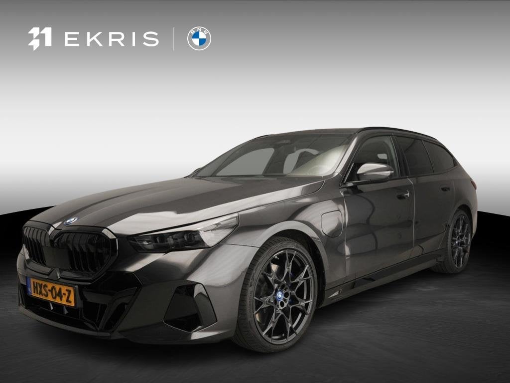 BMW 5 Serie Touring 550e xDrive | M-Sportpakket | M-Performa