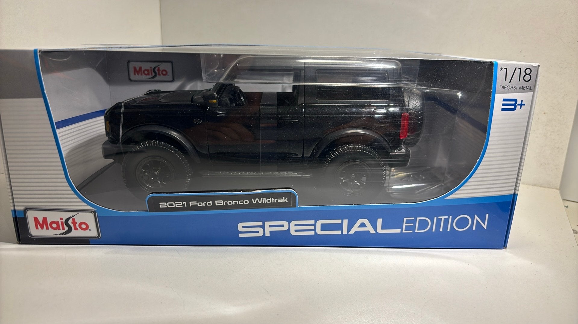 Ford bronco wildtrak black maisto 1.18, Maisto, Ophalen of Verzenden, A, A