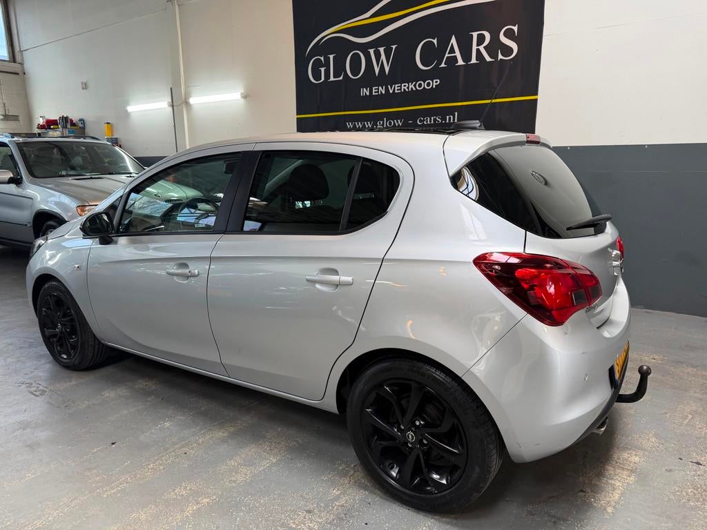 Opel Corsa 1.4 Black Edition AIRCO|ELEK.RAMEN|PDC|NAVI|CRUIS, Voorwielaandrijving, Gebruikt, 4 cilinders, 49 €/maand