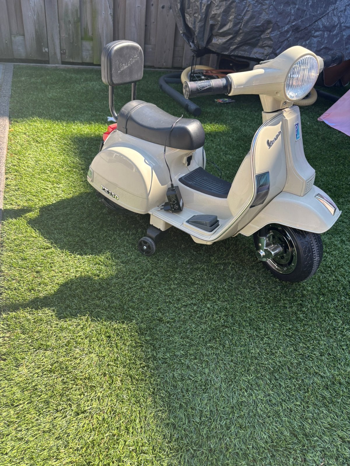 Vespa scooter - kleine kids - super goede staat, Ophalen, Zo goed als nieuw