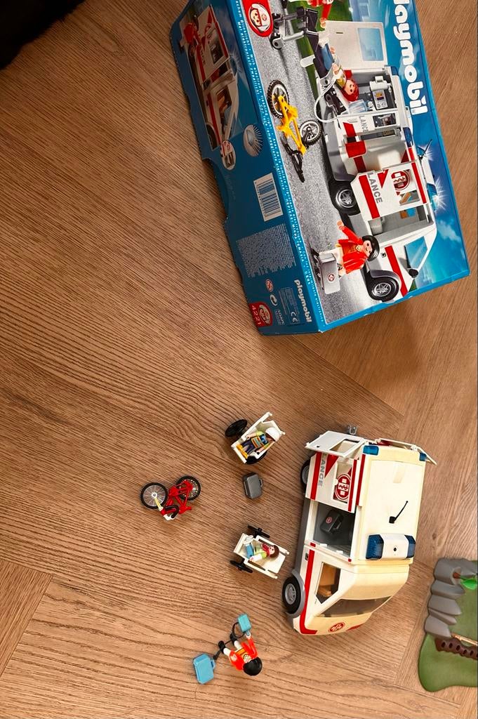 Playmobil Ambulance met accessoires en doos, Ophalen, Gebruikt, Complete set