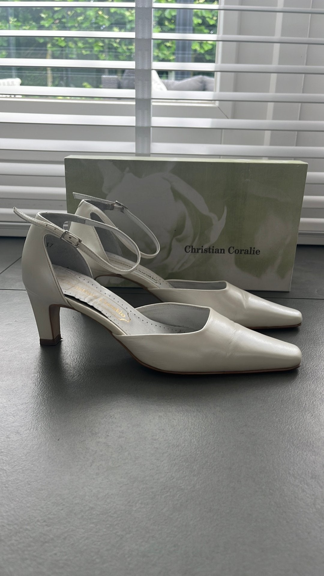 Trouwschoenen maat 37, Kleding | Dames, Trouwkleding en Trouwaccessoires, Ophalen of Verzenden, Zo goed als nieuw, Schoenen