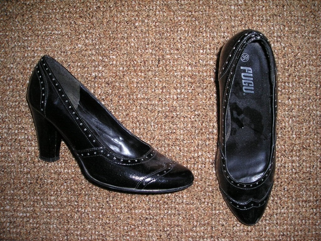 zwarte lak schoenen / pumps Fugu maat 39, Ophalen, Pumps, Zwart, Zo goed als nieuw