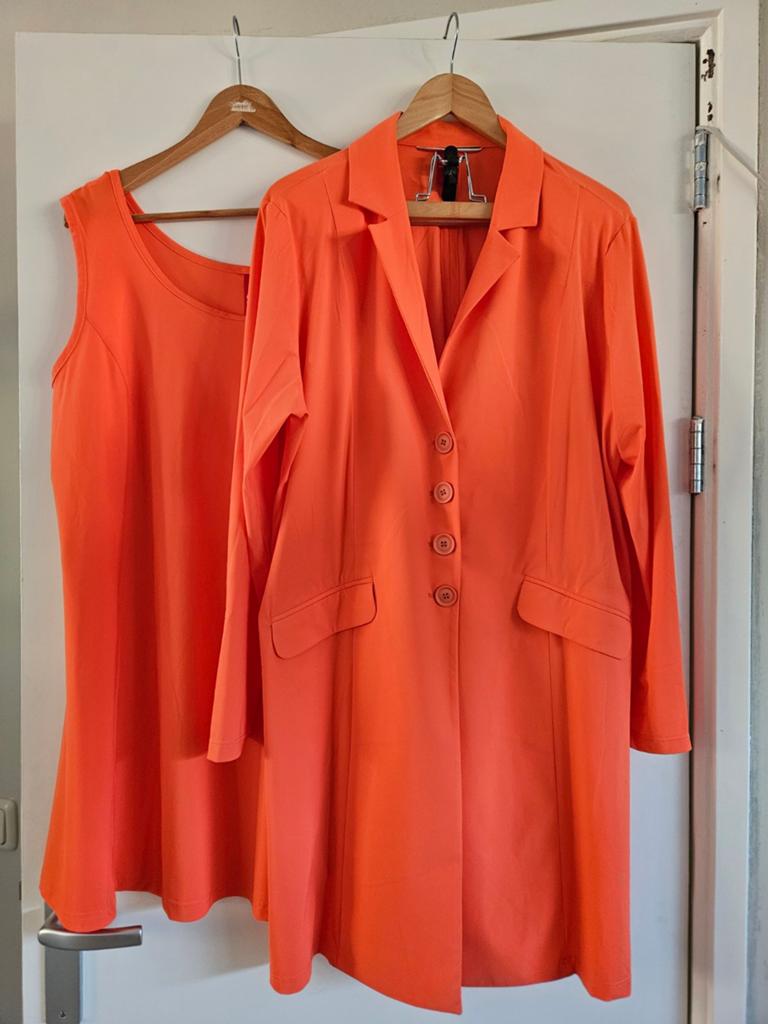 Koraal pak only-M. Maat 50/52 (broek, top, blazer), Maat 46/48 (XL) of groter, Oranje, Ophalen of Verzenden, Zo goed als nieuw