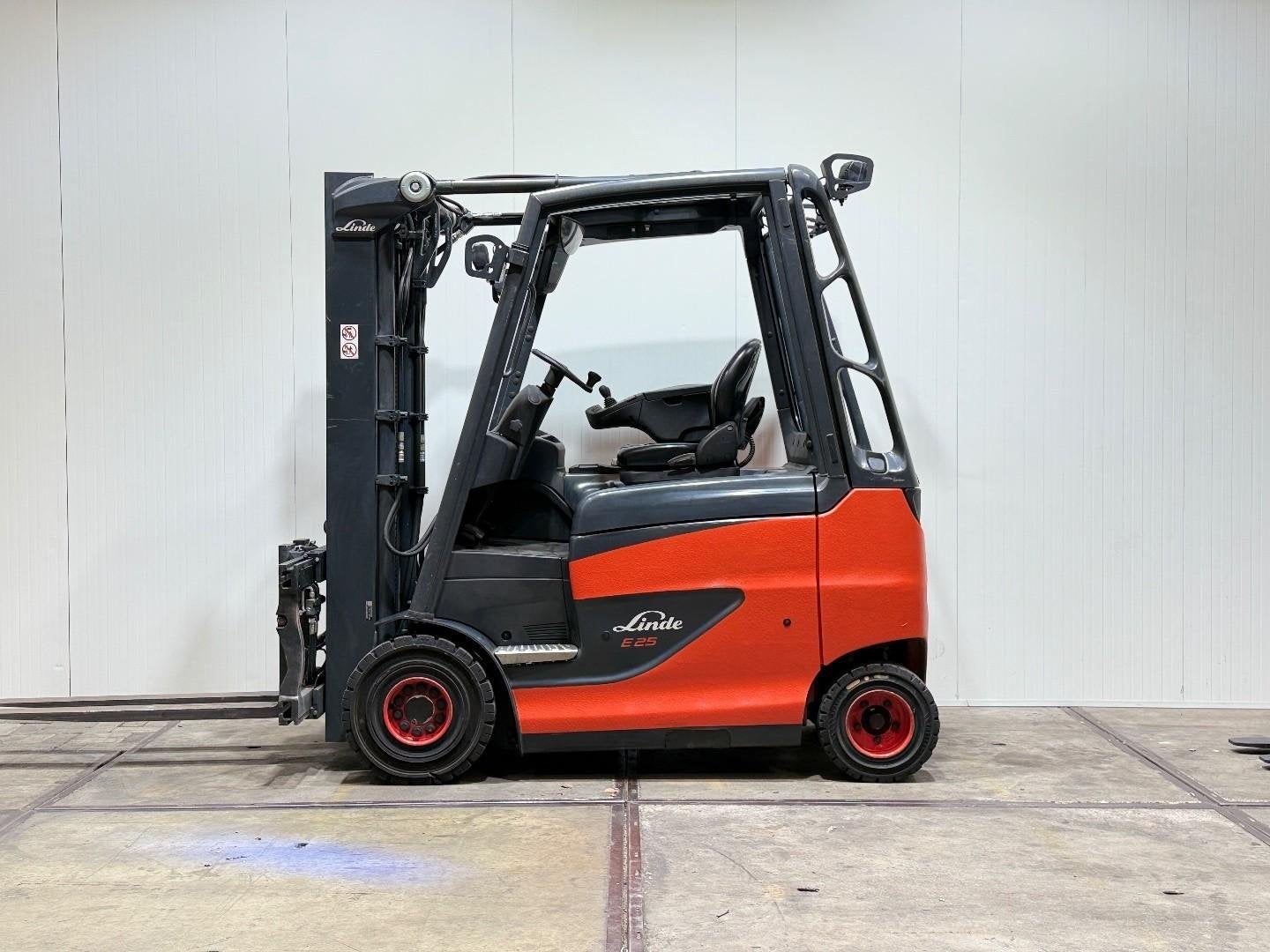 Linde E25-600 2021! 3000UUR! Triplex Vorkversteller Sideshif, 2000 tot 3000 kg, Elektrisch, Heftruck, Linde