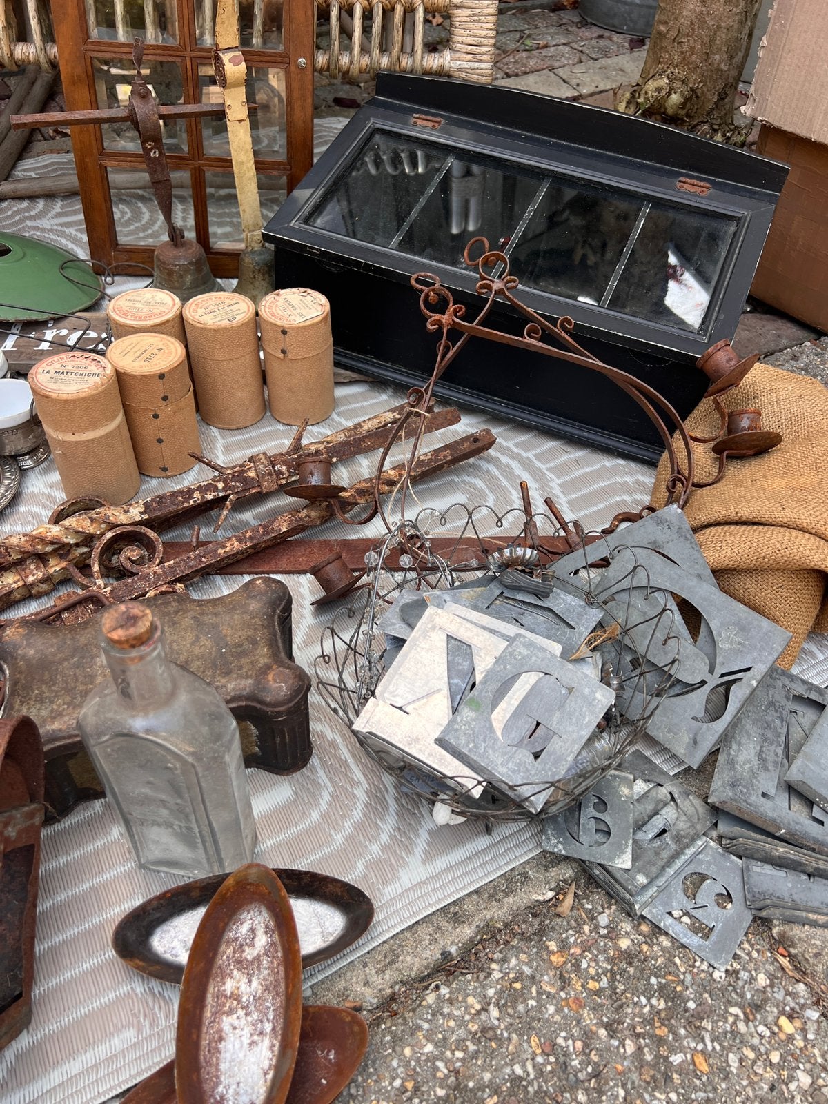 Partij brocante  bijna gratis!, Ophalen