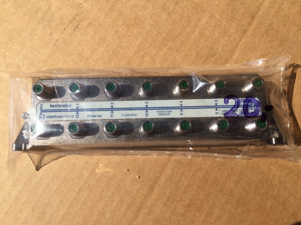 Technetix  Clarity  QXD-TP11-12 Splitter / Attenuator, Ophalen of Verzenden, Zo goed als nieuw