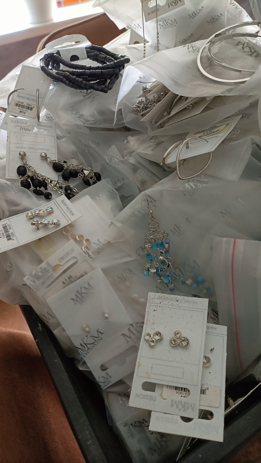 grote partij mkm oorbellen en armbanden, Ophalen, Nieuw, Overige kleuren, Overige materialen
