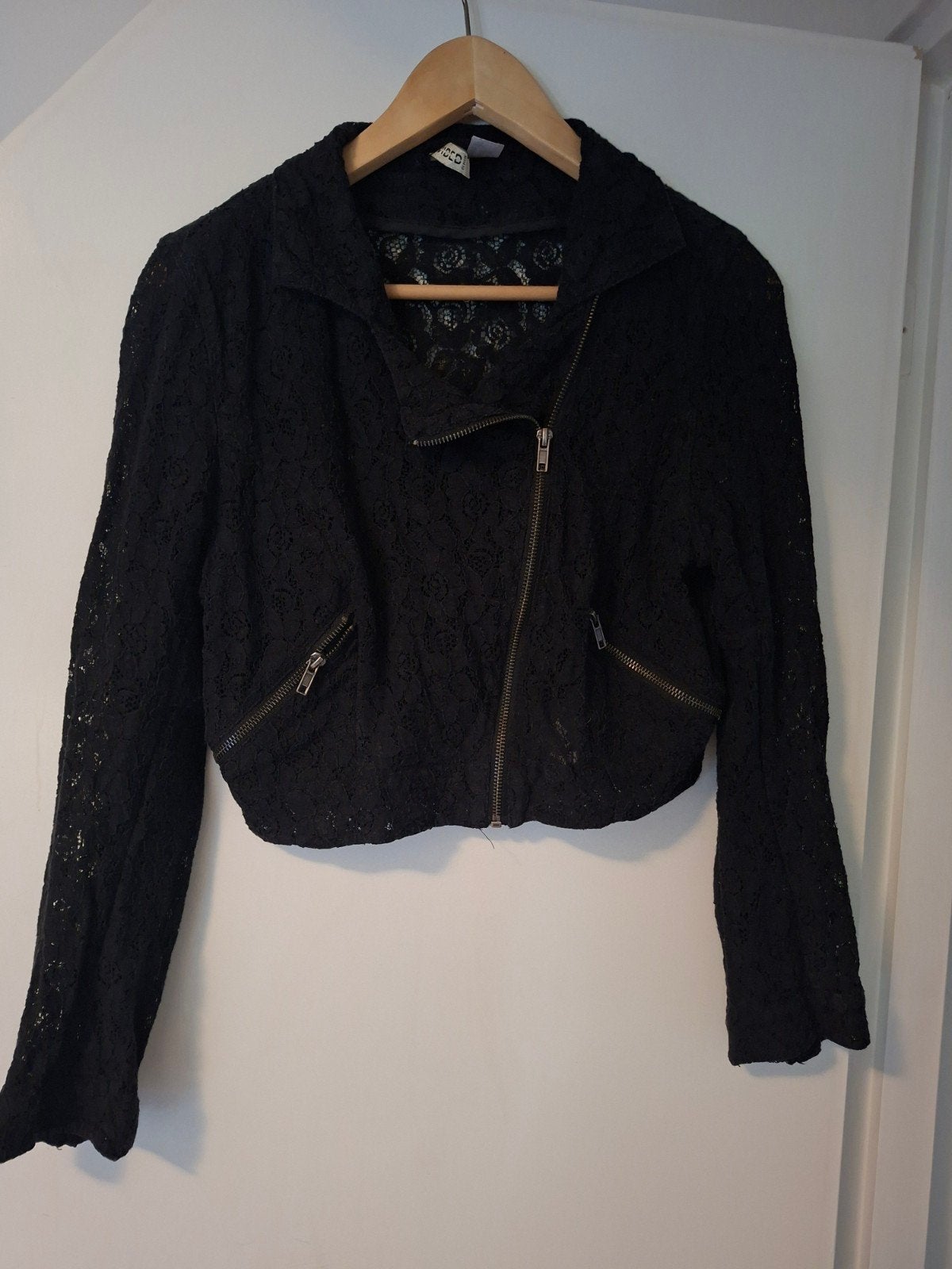 Zwart kanten jasje met ritsen - H&M Divided, Maat 38/40 (M), Zwart, H&M Divided, Ophalen of Verzenden