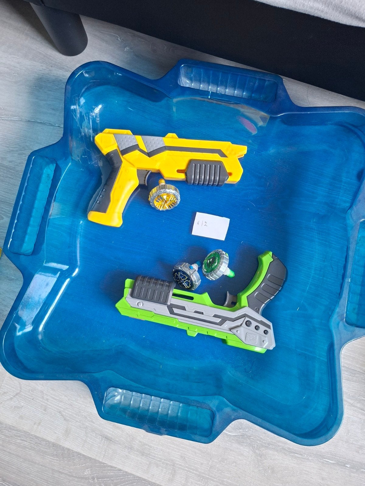 Beyblade Burst Starter Set met Arena en Launchers, Ophalen, Gebruikt, Jongen of Meisje