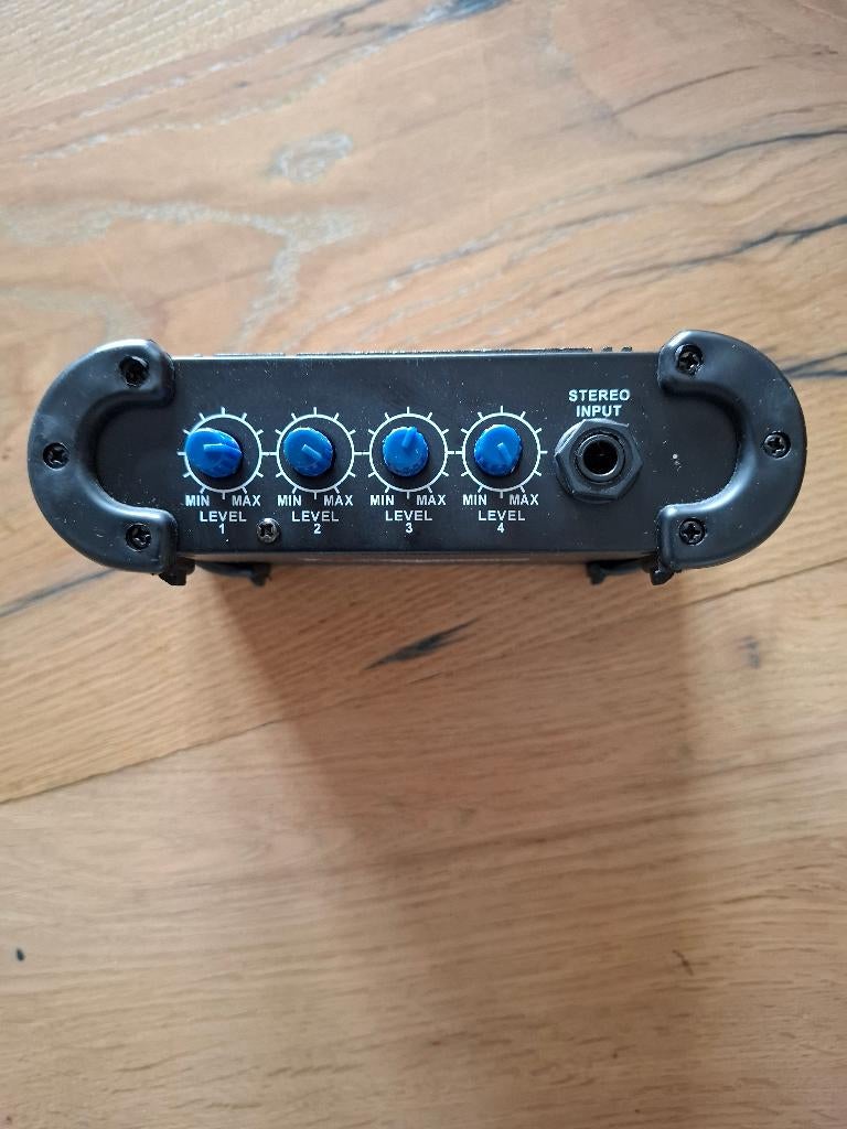 Devine koptelefoon splitter, Verzenden, Minder dan 500 watt