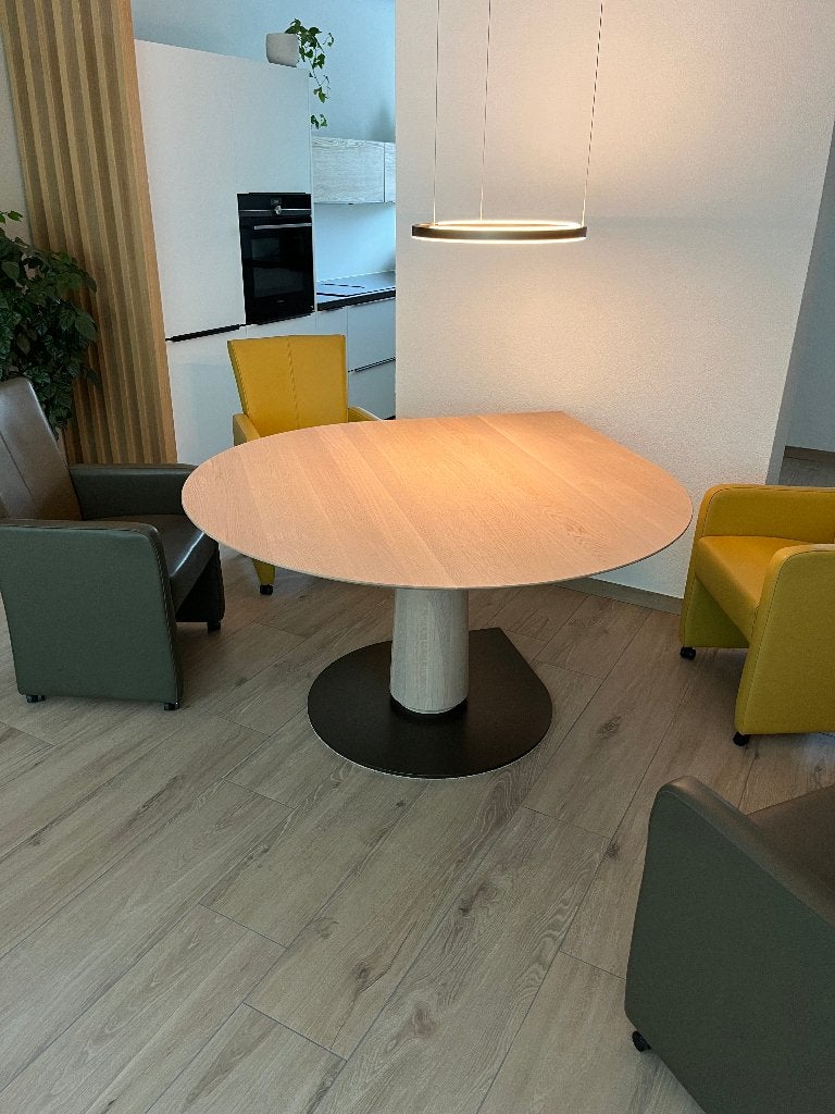Design eikenhouten eetkamertafel, Huis en Inrichting, Tafels | Eettafels, Ophalen, 100 tot 150 cm, Eikenhout, Zo goed als nieuw
