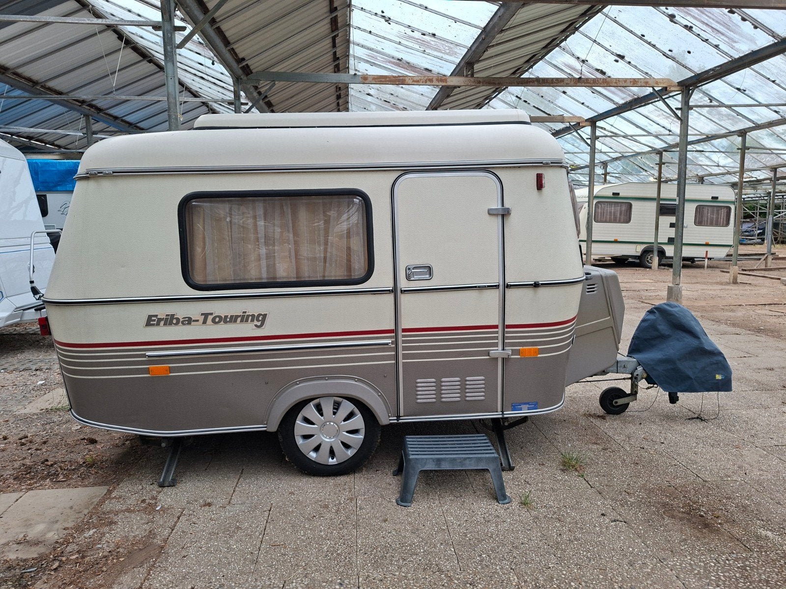 Eriba Puck Touring met luifel, Standaardzit, Tot en met 2, Particulier, Luifel